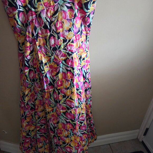 Marks & Spencer Floral Dress - Picture 5 of 9